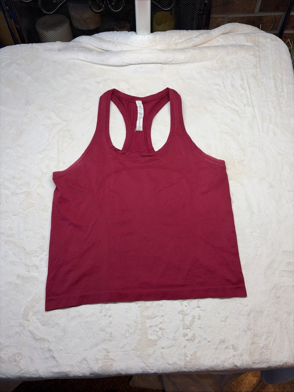 Lululemon Cherry/Burgundy Swiftly Tech Racerback Tank Top 2.0 Race Sz 10